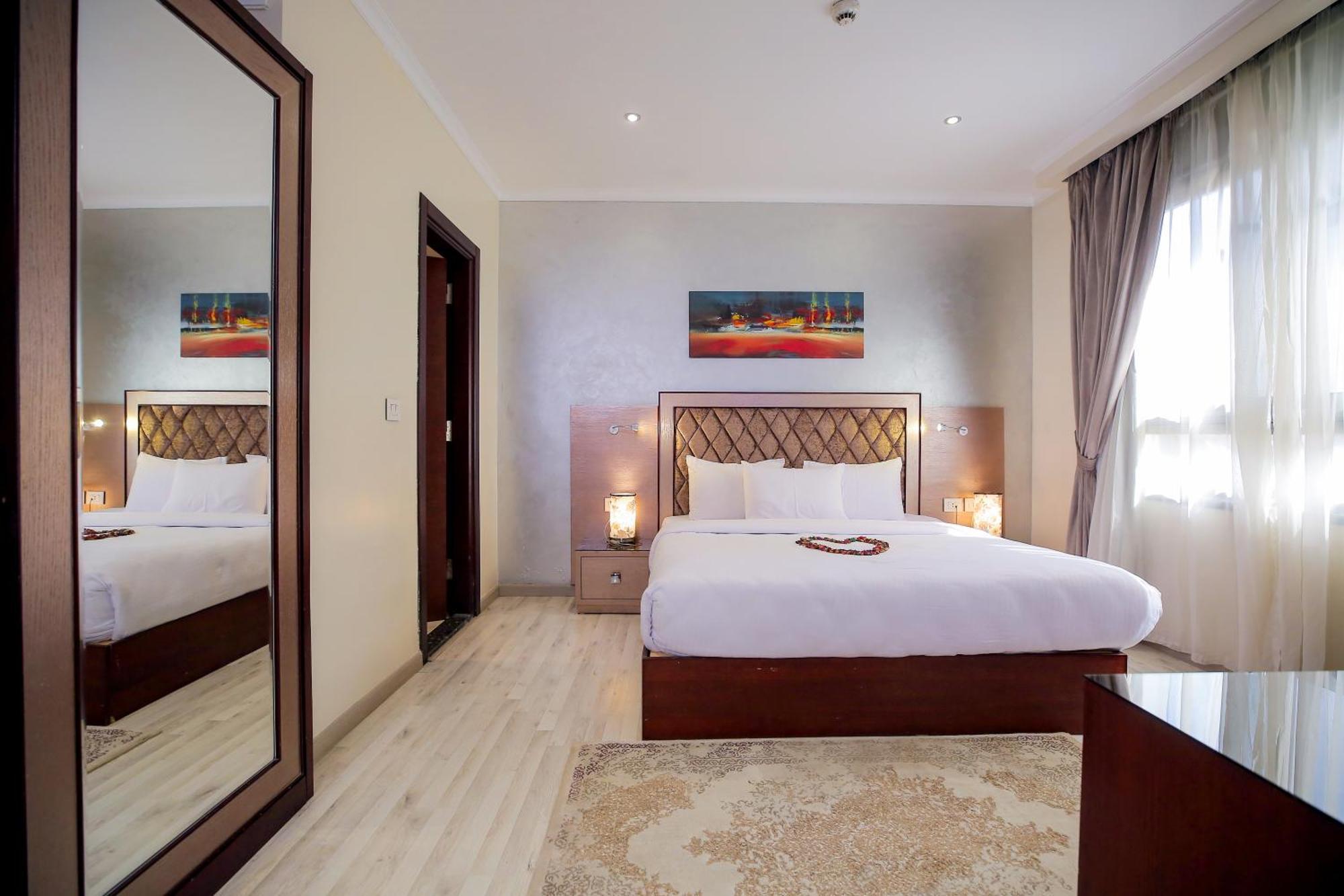 Cairo Taj Hotels & Suites - Dokki Exterior photo