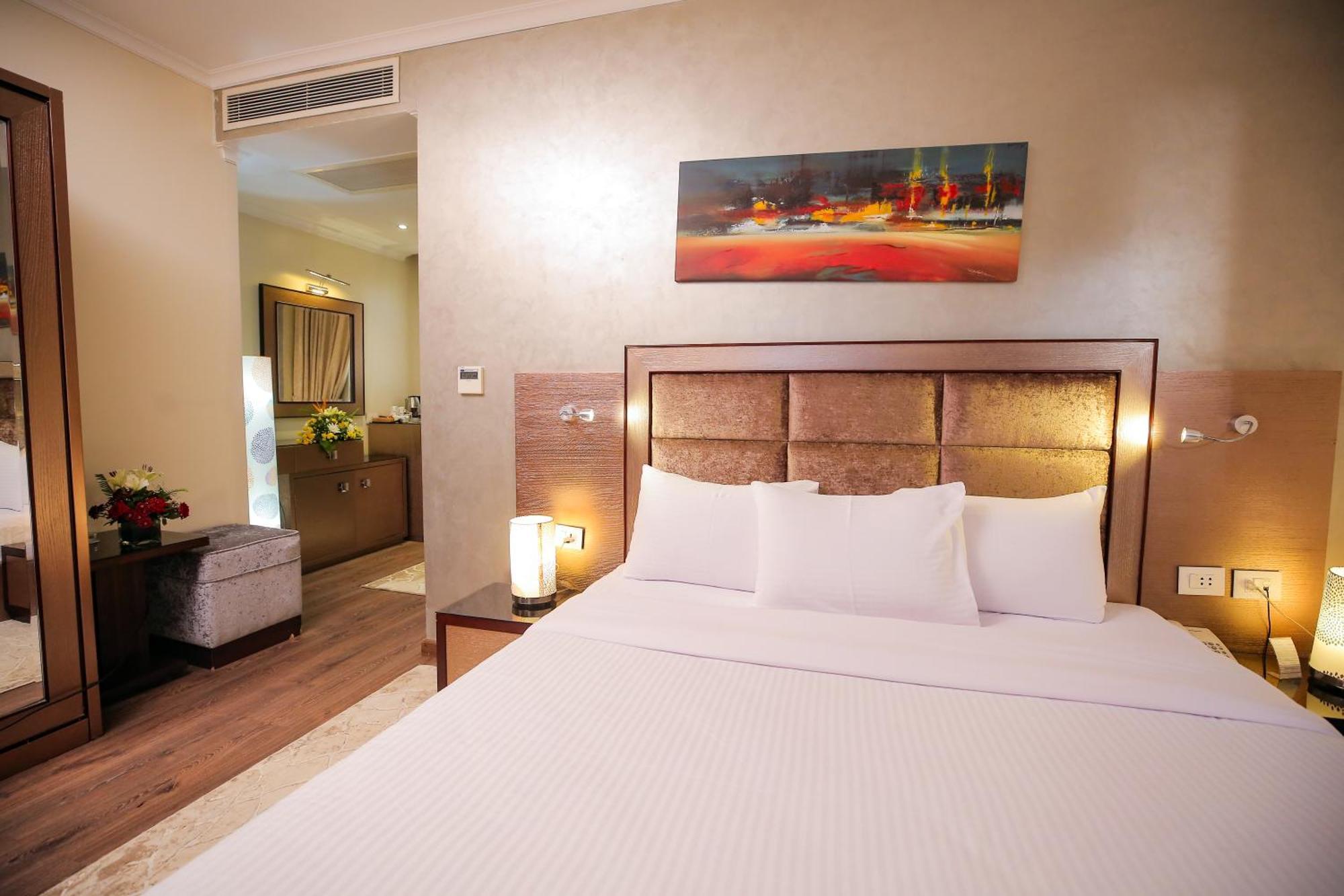 Cairo Taj Hotels & Suites - Dokki Exterior photo