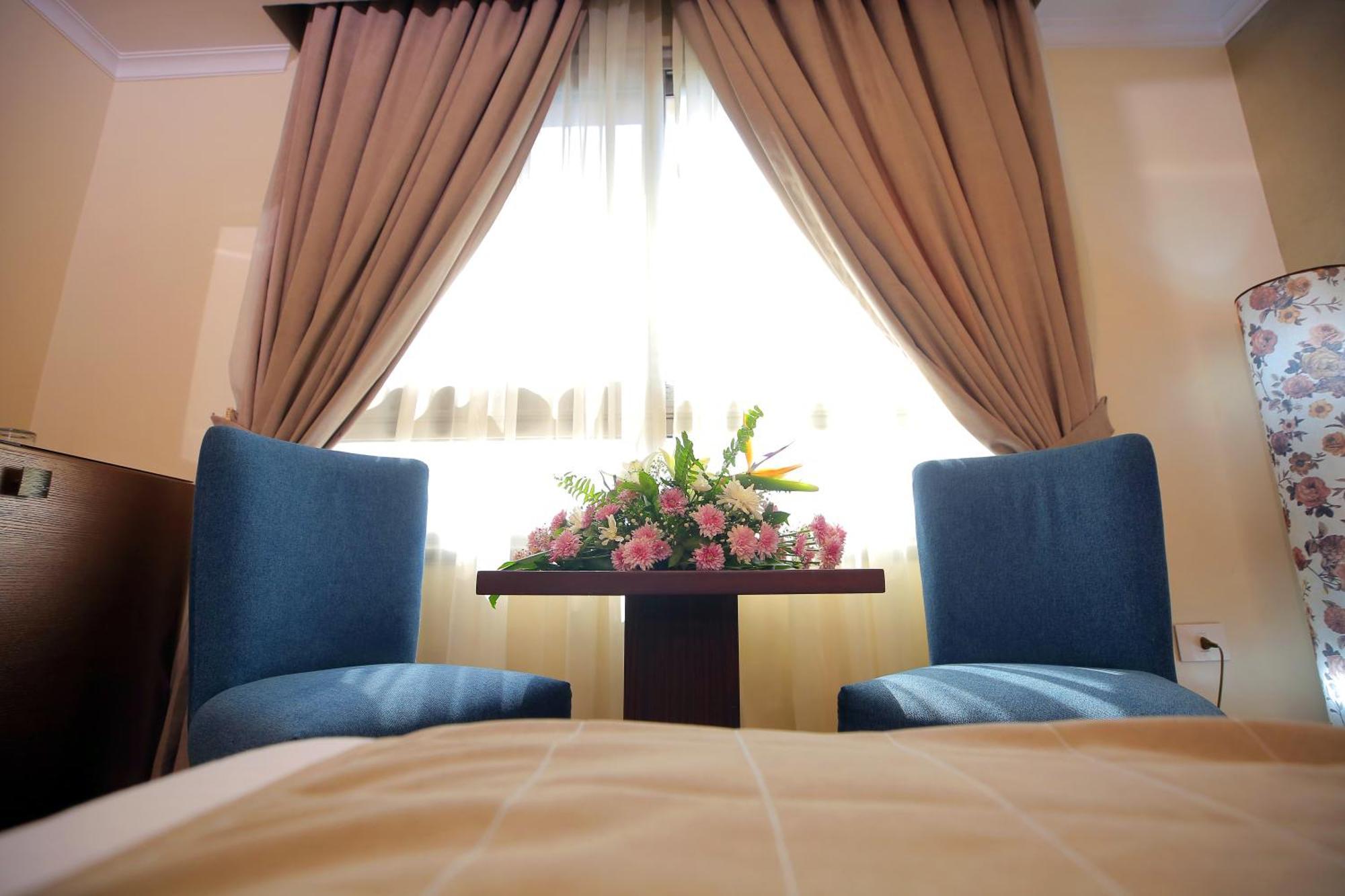 Cairo Taj Hotels & Suites - Dokki Exterior photo